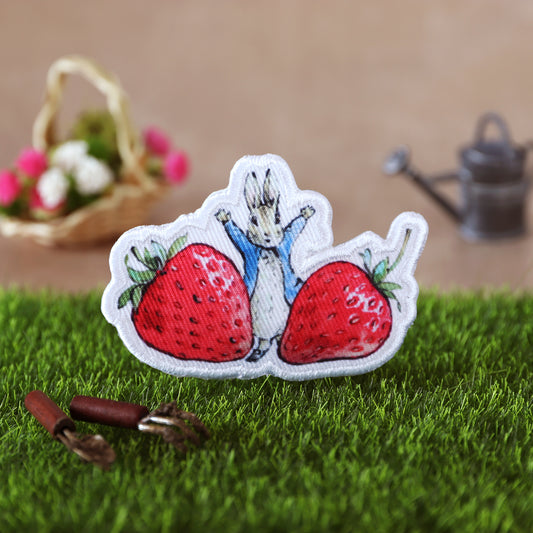 Peter Rabbit Strawberries Patch - Beatrix Potter