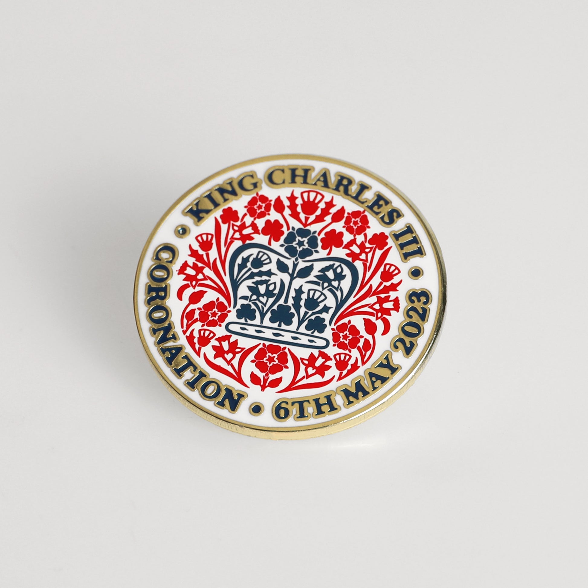 King Charles III Coronation Coronation Badge 2023 Crown King - Foto 9